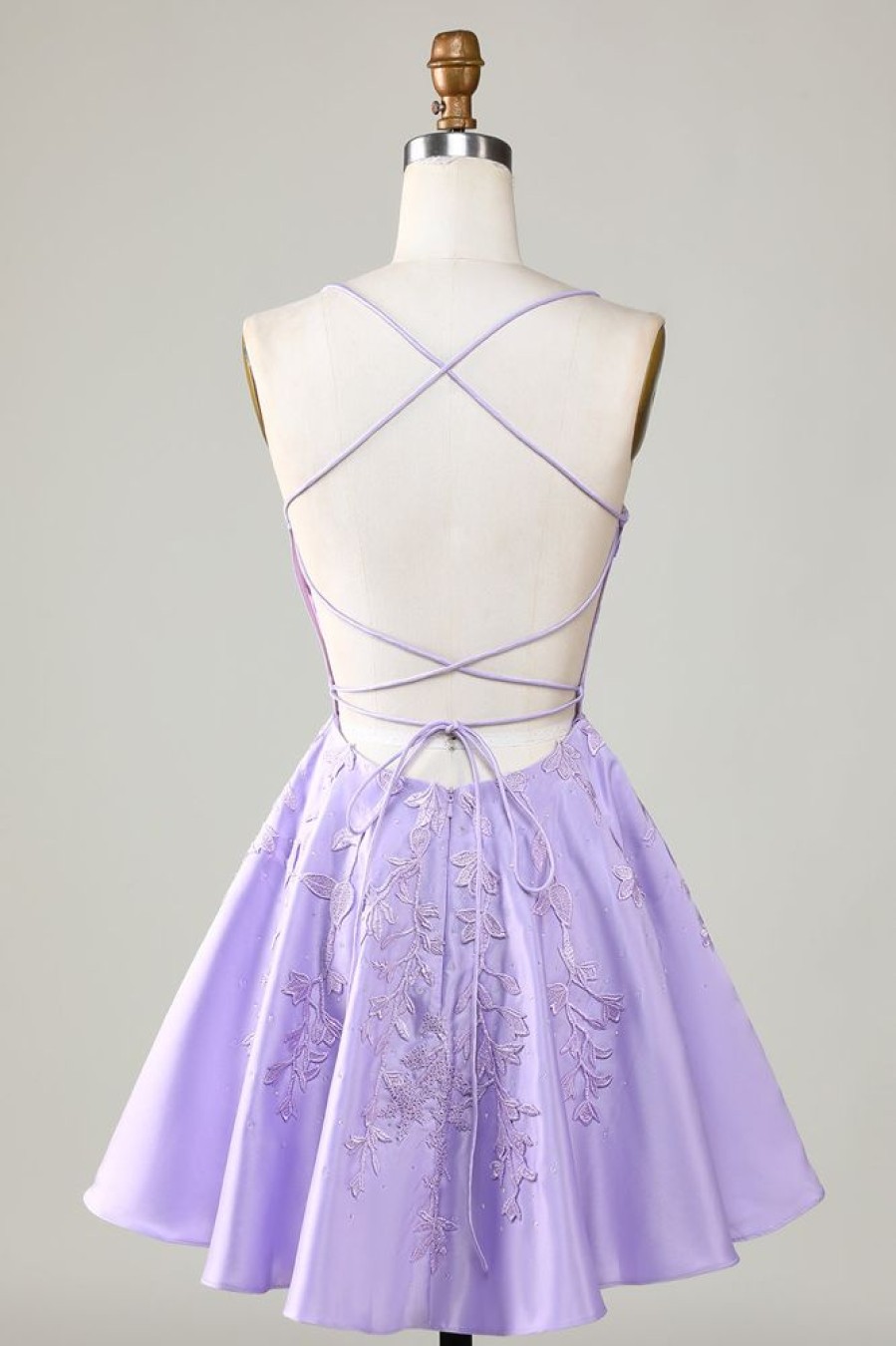 Homrain Lilac A-Line Halter Backless Short Homecoming Dress With Lace | Purple Hoco Dresses