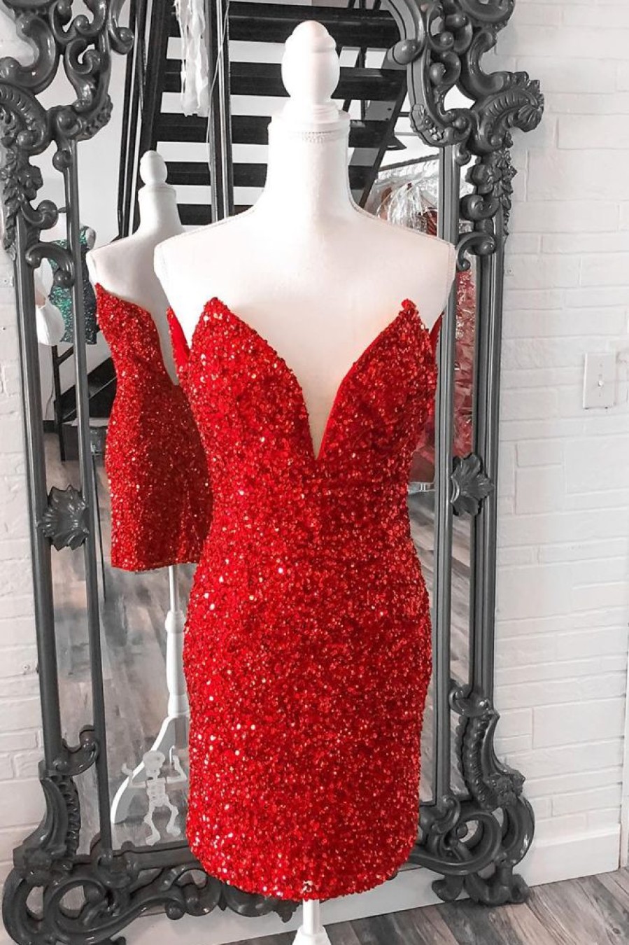 Homrain Sparkly Sweetheart Sequins Tight Short Homecoming Dress | Red Hoco Dresses