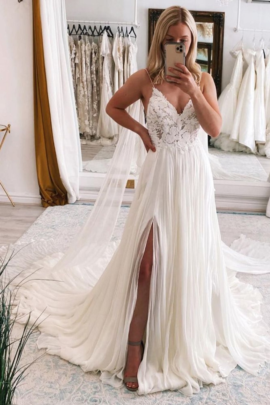 Homrain A-Line Watteau Train Boho Long Chiffon Wedding Dress With Lace | Lace Wedding Dresses