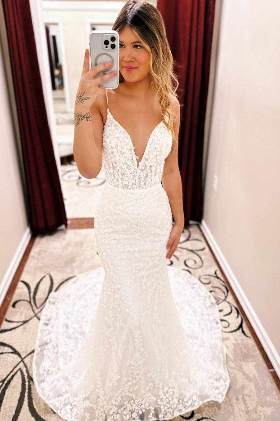 Homrain Spaghetti Straps Long Train Lace Mermaid Wedding Dress | Beach Wedding Dresses