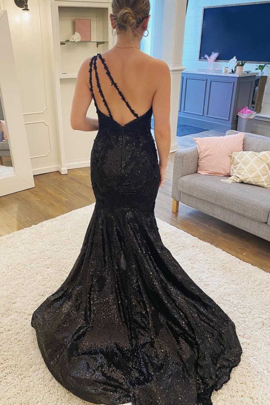 Homrain Mermaid One Shoulder Sequins Long Prom Dress With Split Front | Black Prom Dresses