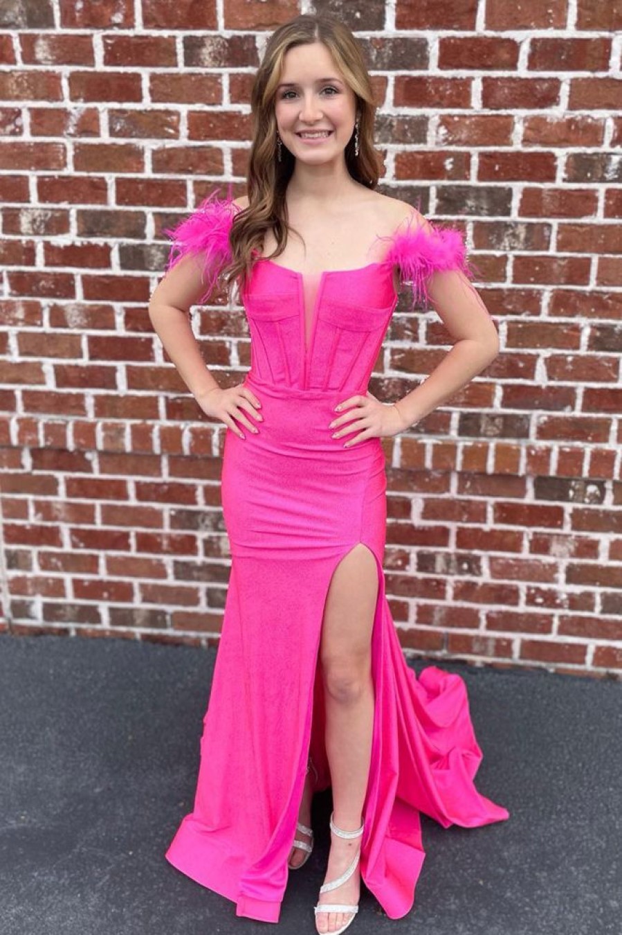 Homrain Off The Shoulder Mermaid Long Prom Dress With Feathers | Hot Pink Prom Dresses