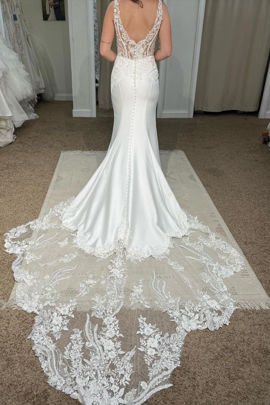 Homrain Deep V-Neck Mermaid Long Wedding Dress With Lace | Lace Wedding Dresses