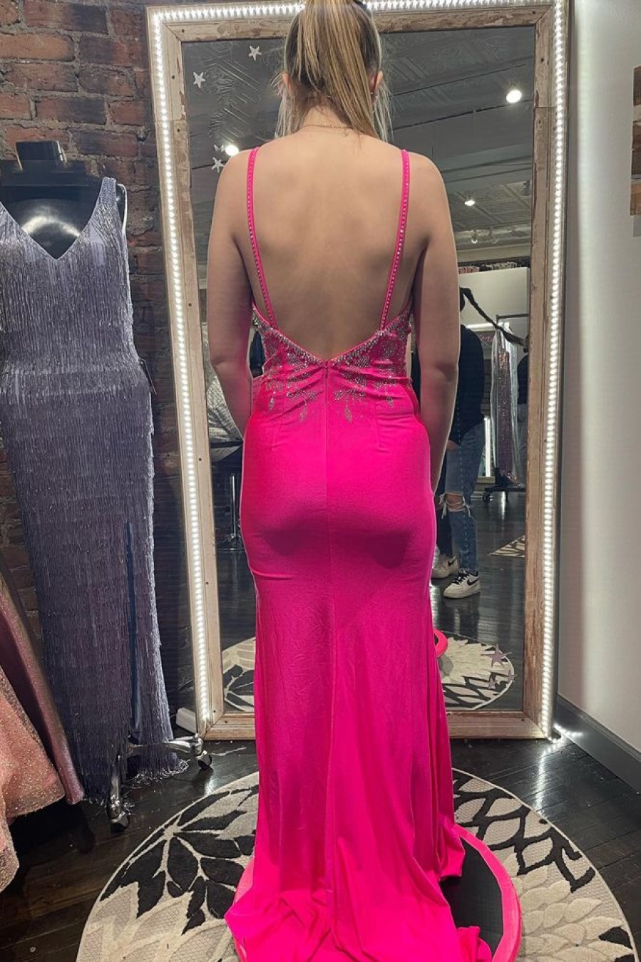 Homrain Mermaid V Neck Long Appliqued Prom Dress With Slit | Hot Pink Prom Dresses