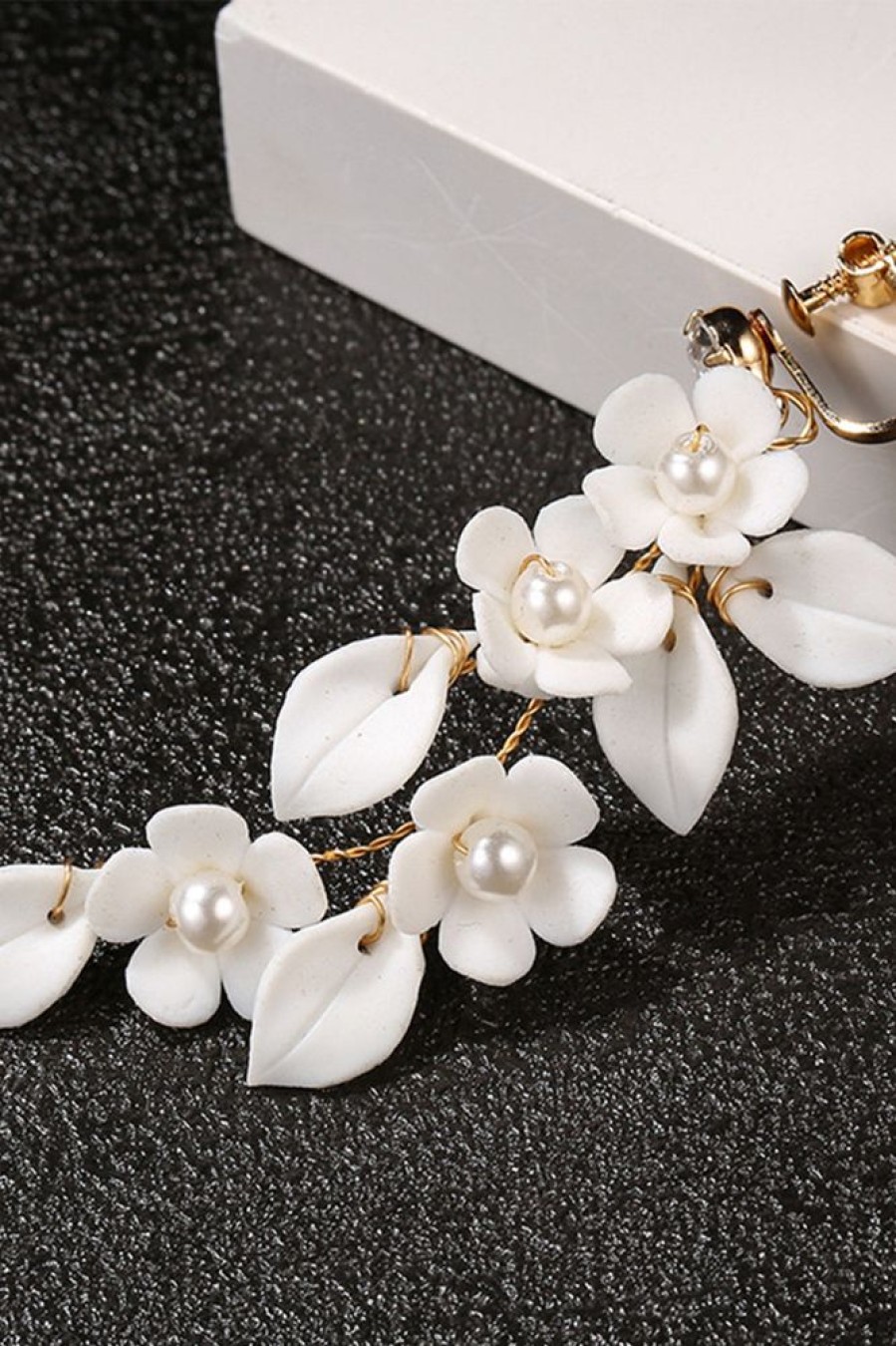 Homrain Flower Earrings | Bridal Accessories