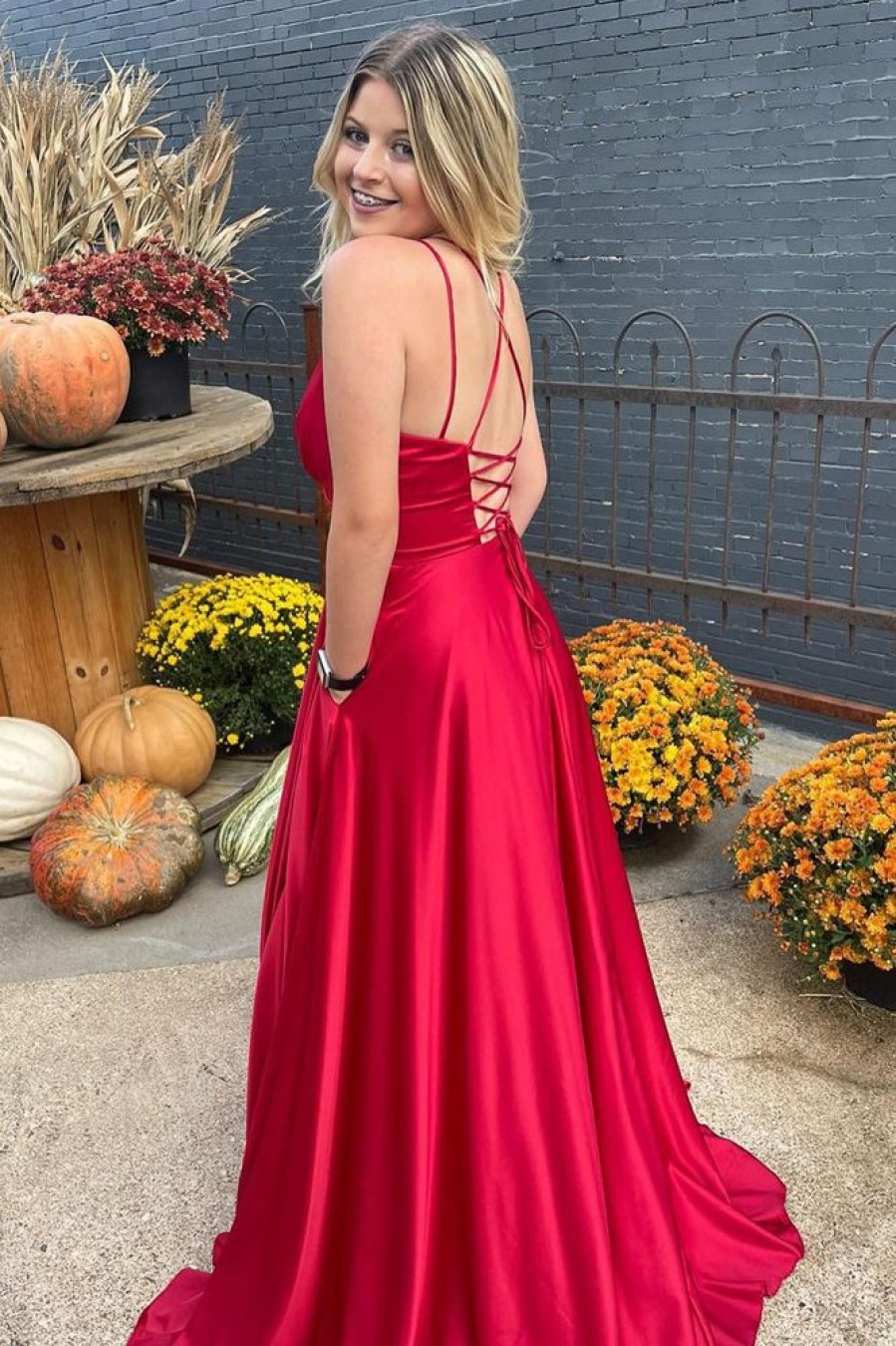 Homrain A-Line Satin Spaghetti Straps Prom Dress With Slit | Red Prom Dresses