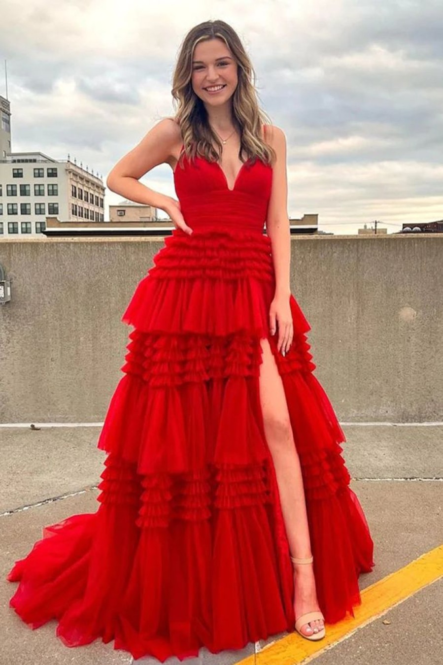 Homrain Tulle Spaghetti Straps Long Prom Dress | Red Prom Dresses