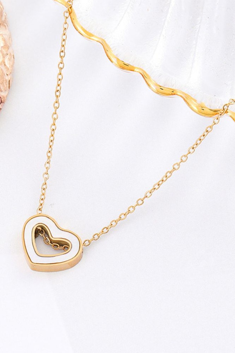 Homrain Heart Necklace | Necklace