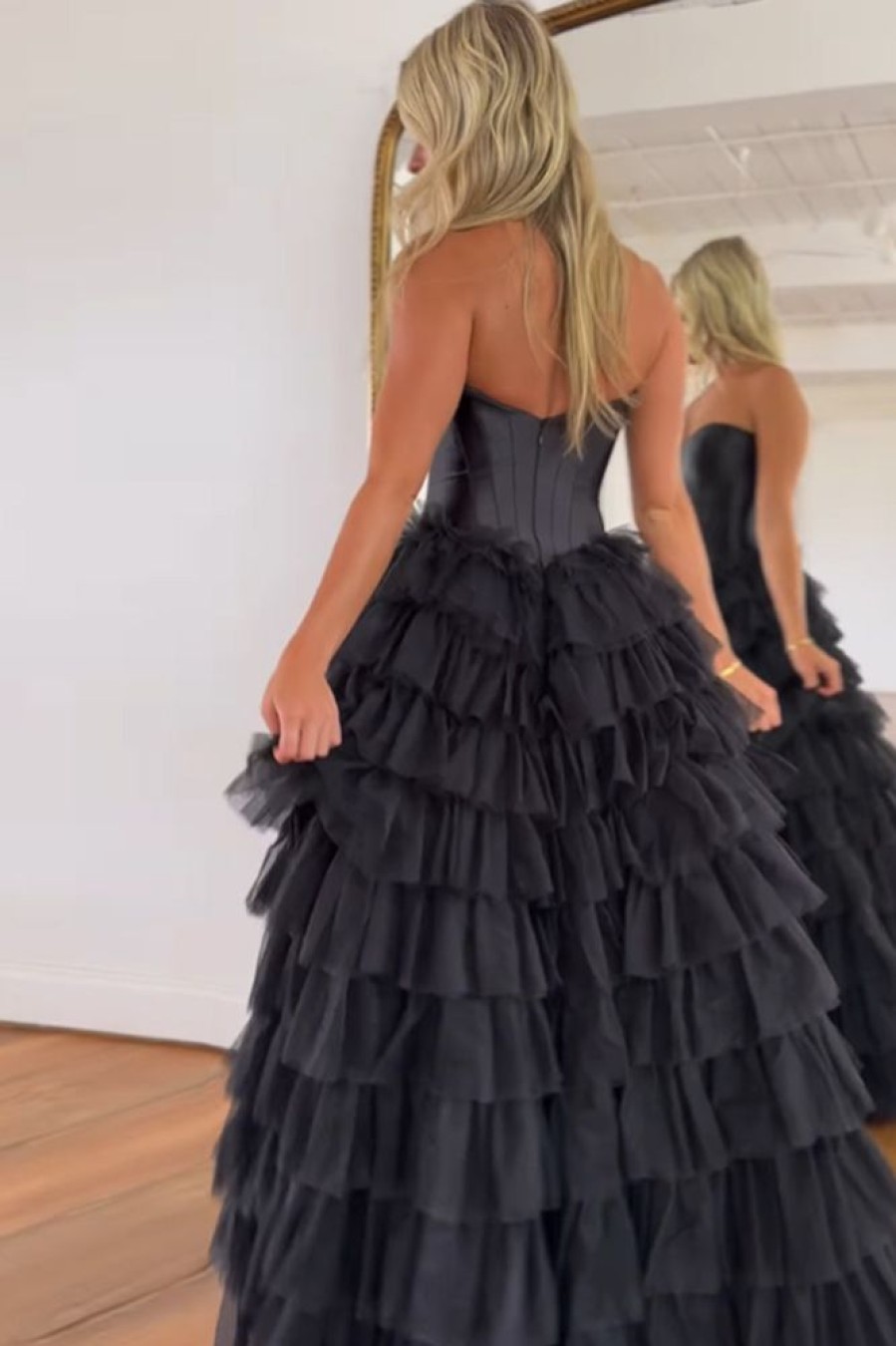 Homrain Corset Sweetheart A-Line Tiered Long Tulle Prom Dress With Slit | Black Prom Dresses