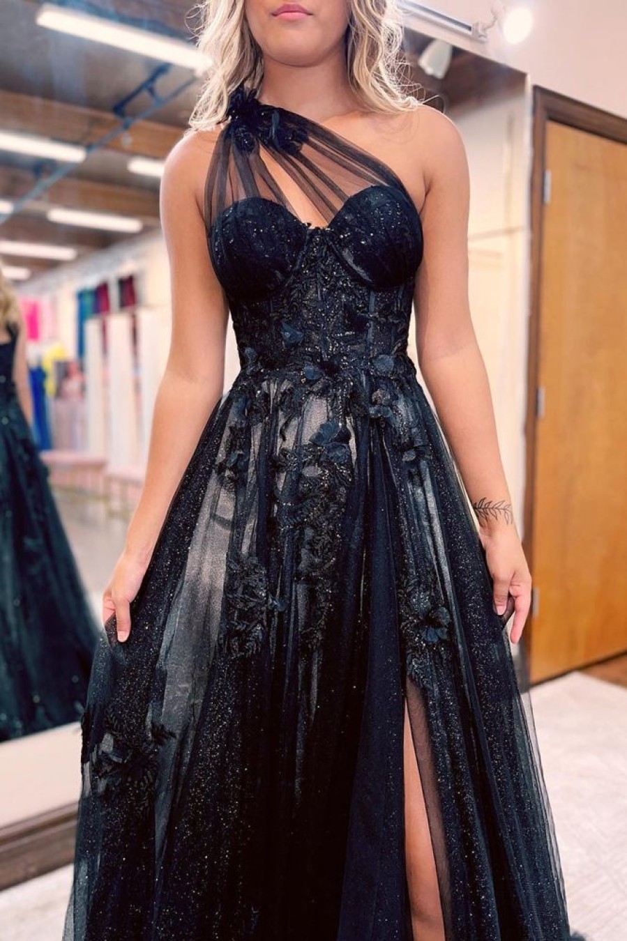 Homrain A Line One Shoulder Long Prom Dress With Appliques | Black Prom Dresses