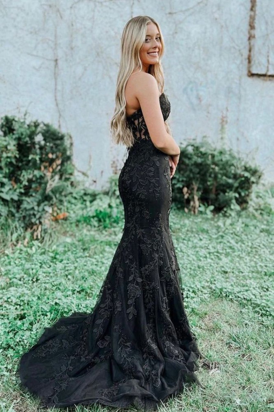 Homrain Strapless Prom Dress With Appliques | Black Prom Dresses