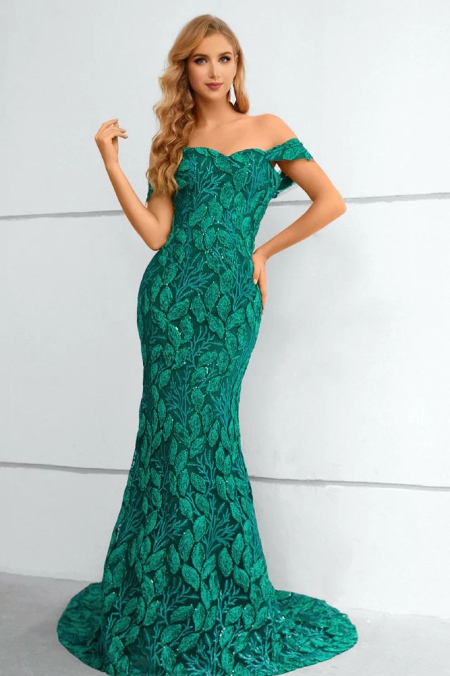 Homrain Off The Shoulder Mermaid Prom Dress With Appliques | Green Prom Dresses