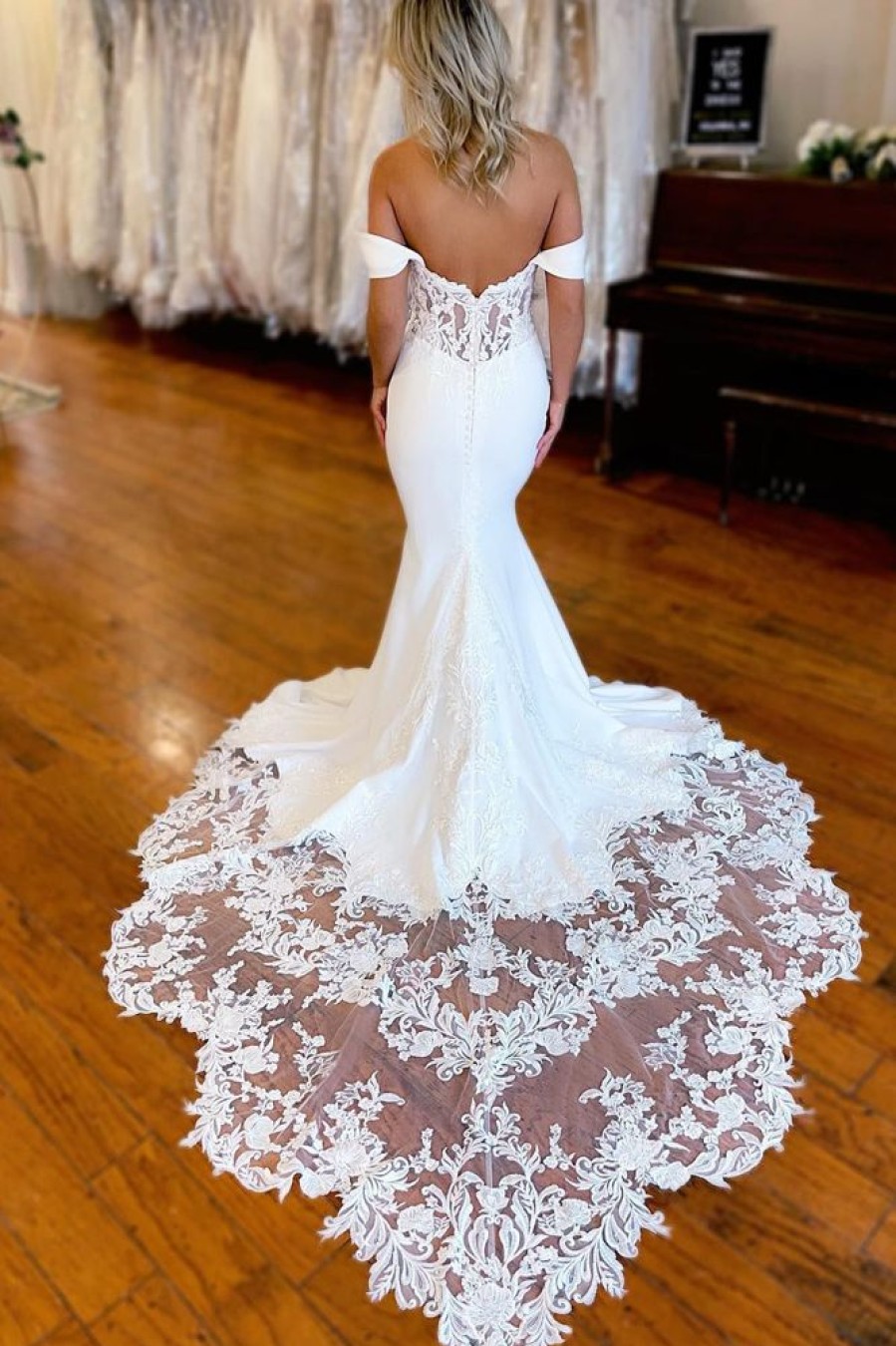 Homrain Boho Mermaid Off The Shoulder Long Wedding Dress With Lace | Lace Wedding Dresses