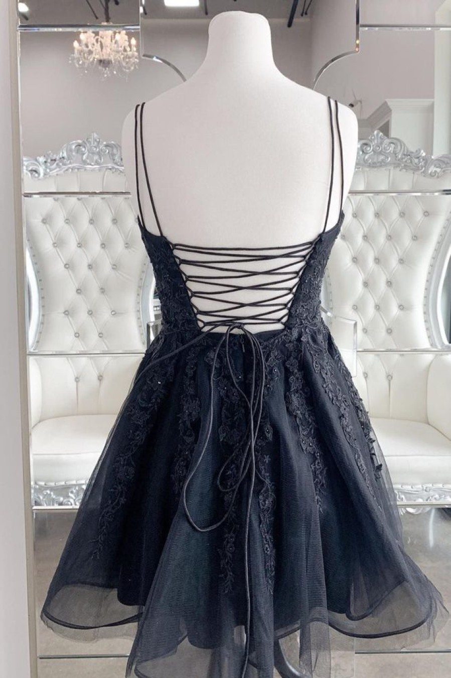 Homrain A-Line Lace Short Homecoming Dress | Black Hoco Dresses