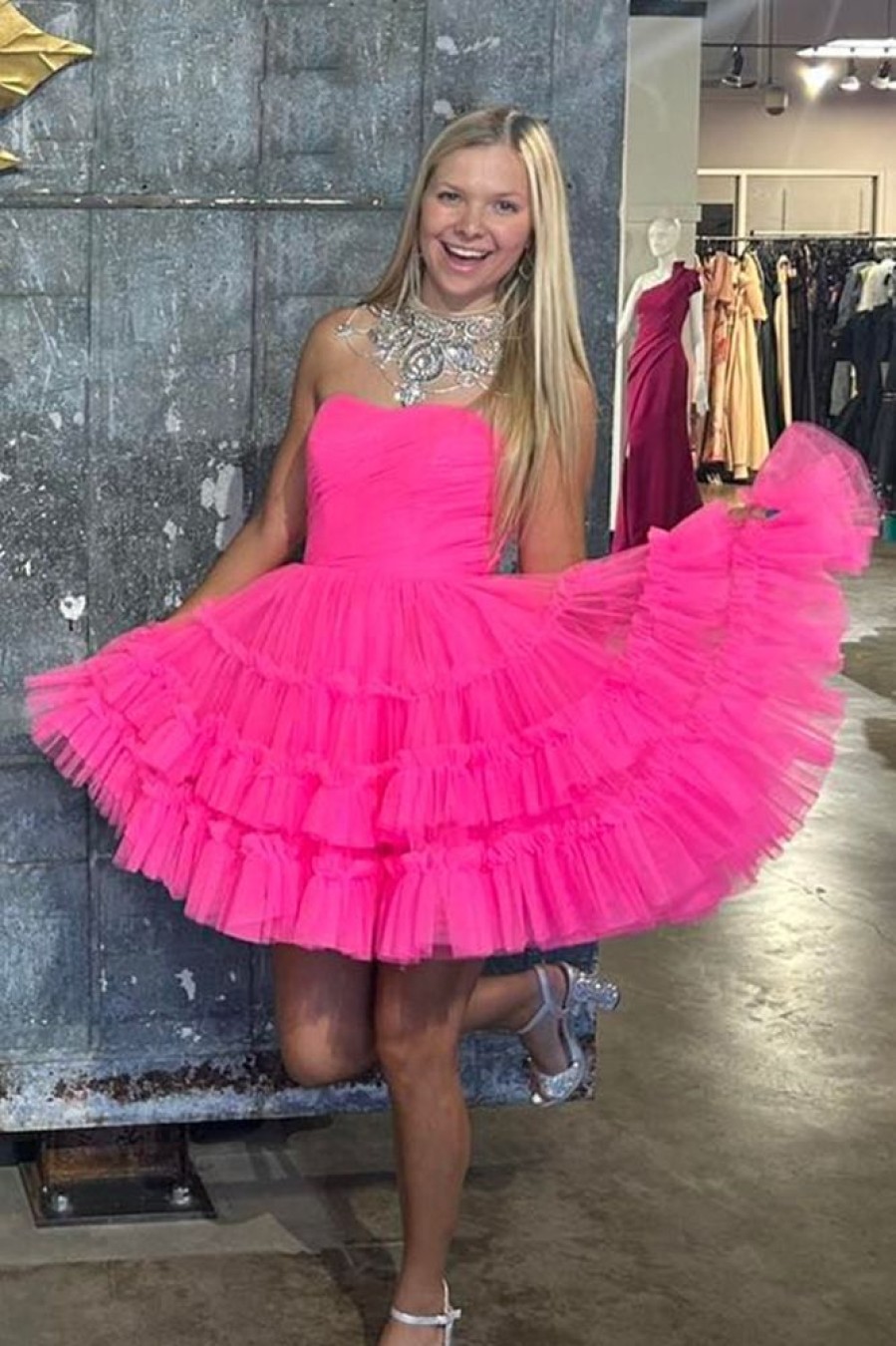 Homrain A-Line Sweetheart Tulle Tiered Corset Short Homecoming Dress | Hot Pink Hoco Dresses