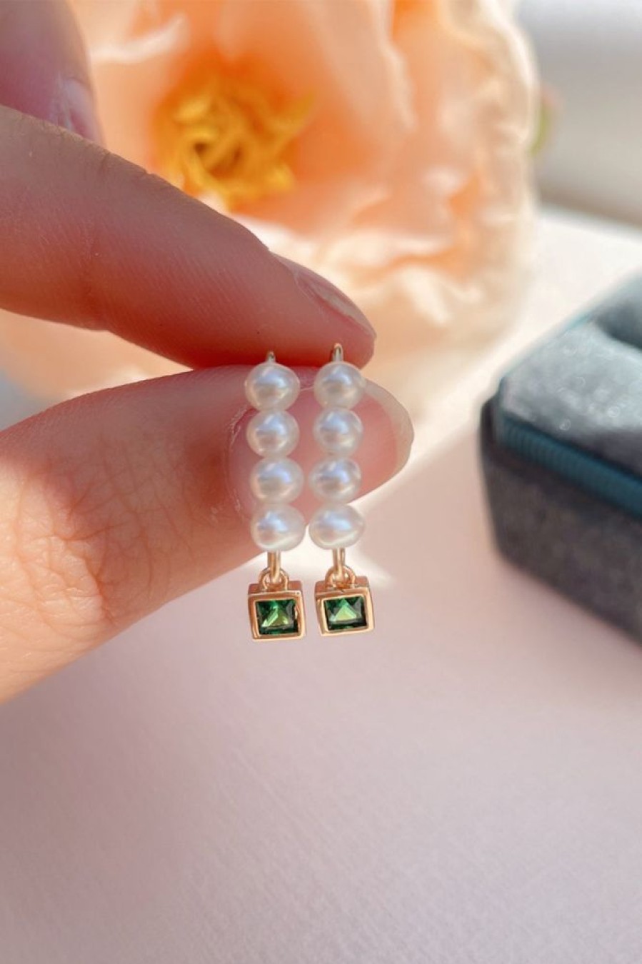 Homrain Natural Pearls Earings With Green Rhinestone | Bridal Accessories