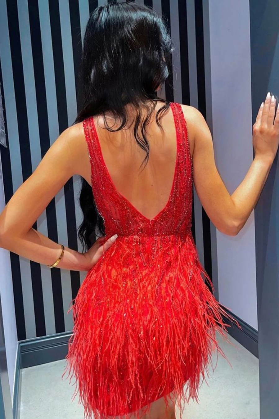 Homrain Beaded Sequins Tight Homecoming Dress With Feathers | Red Hoco Dresses