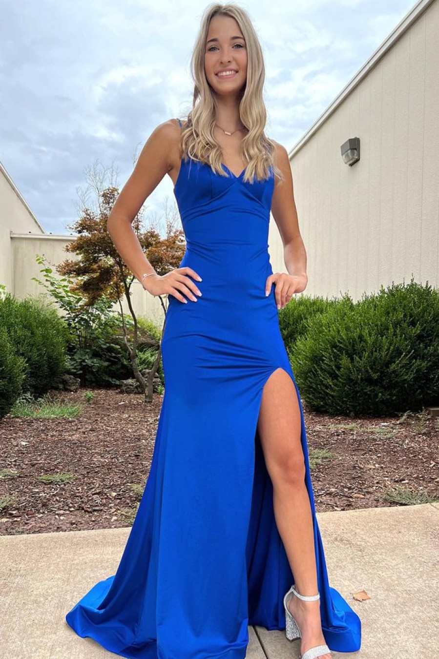 Homrain Simple Sheath Royal Lace-Up Long Prom Dress With Slit | Blue Prom Dresses