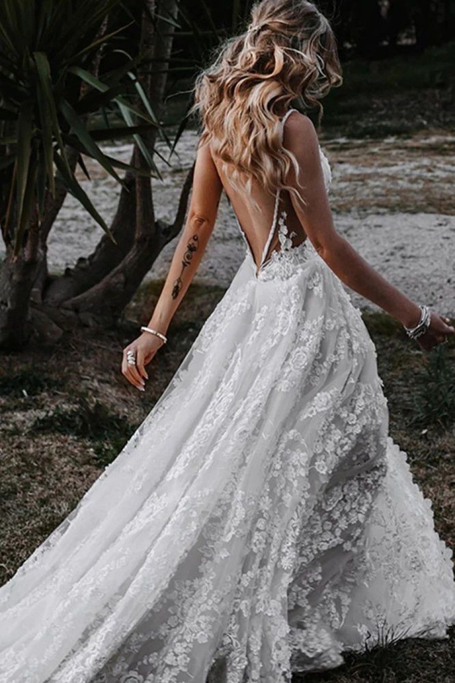 Homrain Boho A-Line Wedding Dress With Appliques | Lace Wedding Dresses