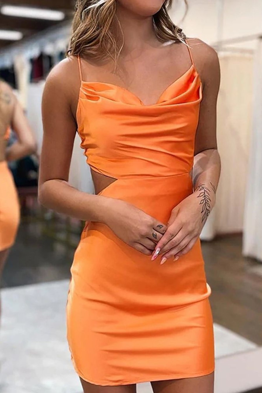 Homrain Open Back Ruched Tight Homecoming Dress | Orange Prom Dresses