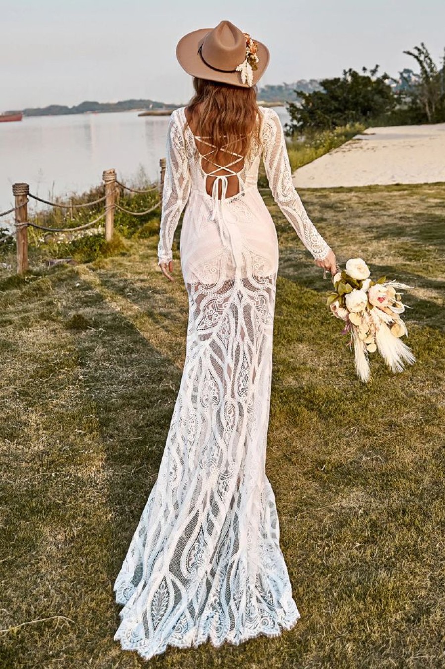 Homrain Mermaid Long Sleeves Lace Boho Wedding Dress With Sweep Train | Mermaid Wedding Dresses