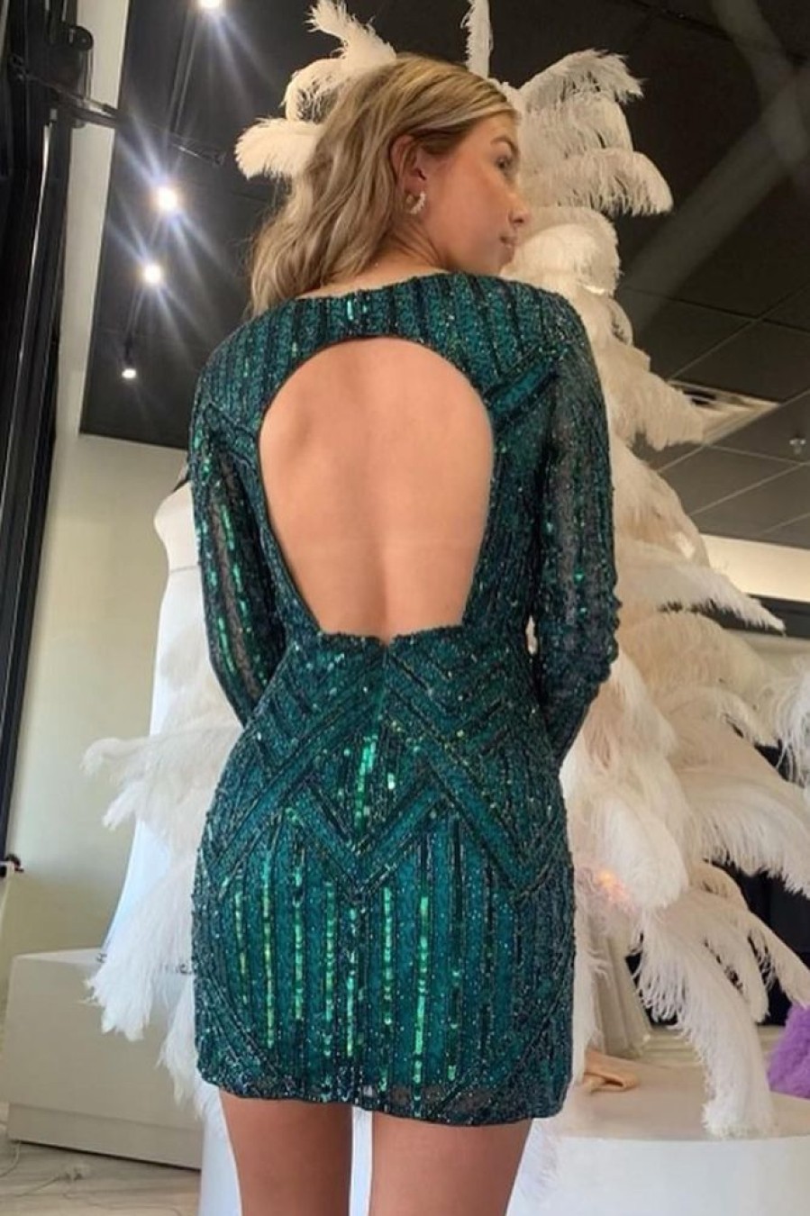 Homrain Sparkly Sequins Tight Short Homecoming Dress With Sleeves | Green Hoco Dresses