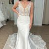 Homrain Deep V-Neck Mermaid Long Wedding Dress With Lace | Mermaid Wedding Dresses