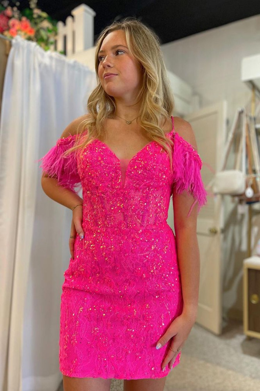 Homrain Sparkly Sequin Lace Tight Short Homecoming Dress With Feathers | Hot Pink Hoco Dresses