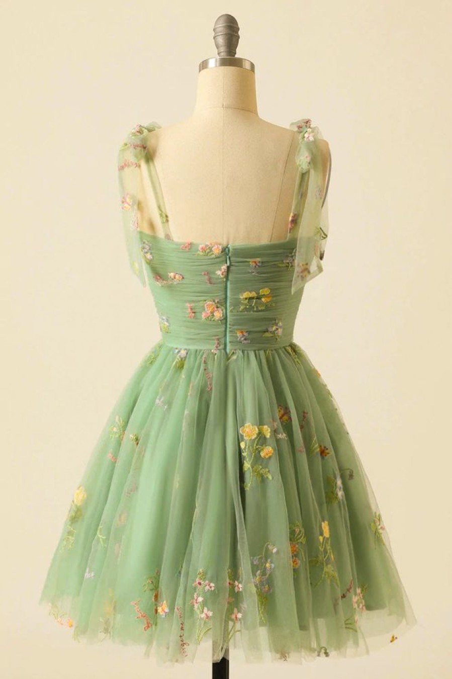 Homrain Cute Princess Embroidery Tulle Short Homecoming Dress | Green Hoco Dresses