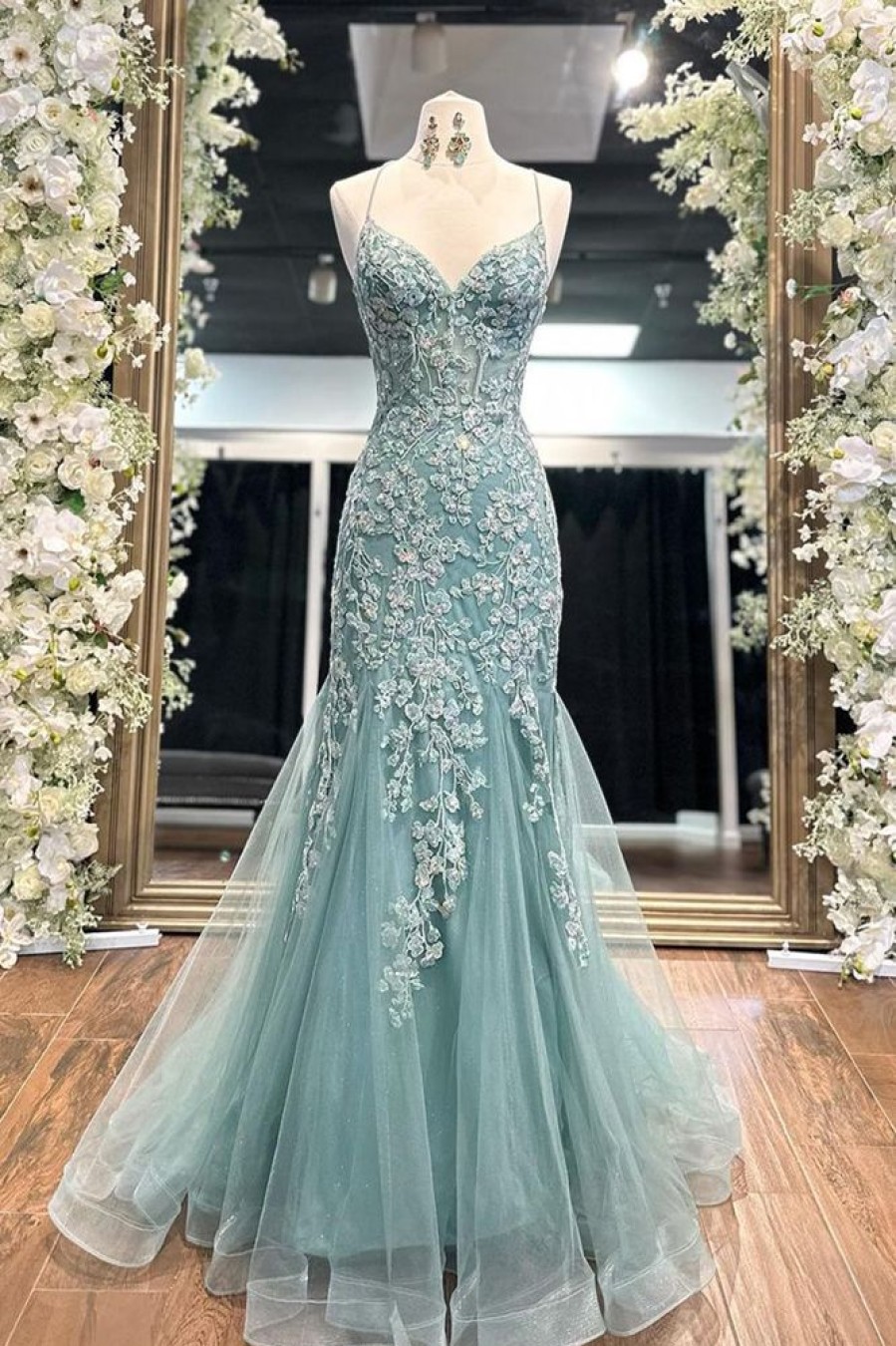 Homrain Mermaid Lace Long Backless Prom Dress | Green Prom Dresses