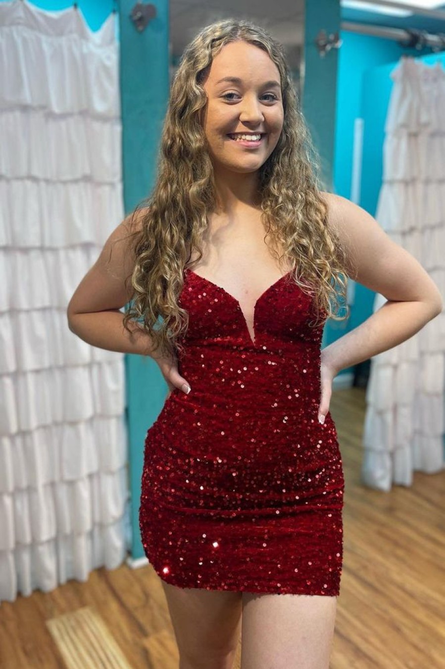 Homrain Sequins Glitter Homecoming Dress With Lace-Up Back | Red Hoco Dresses