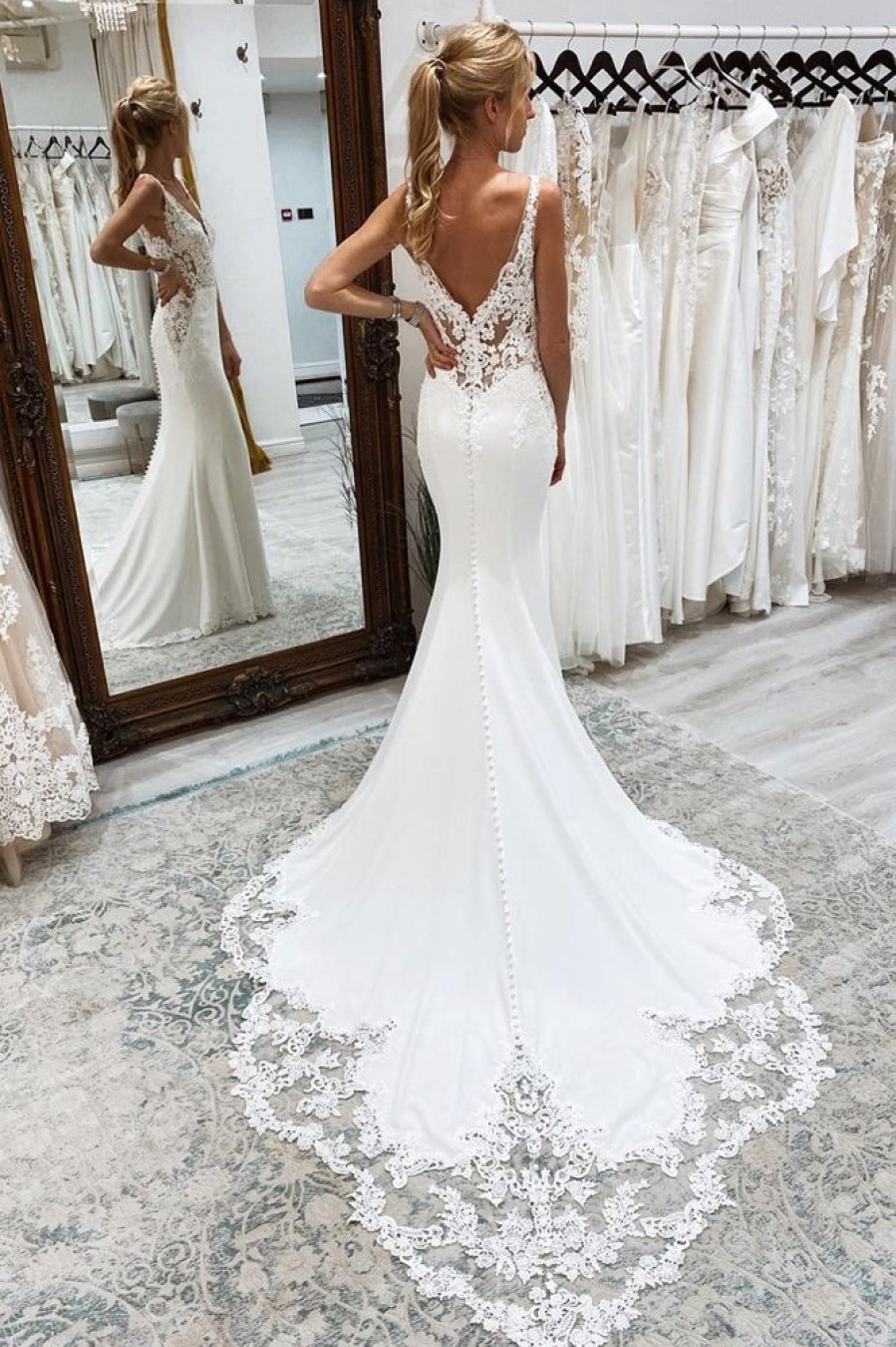 Homrain Mermaid Deep V-Neck Long Wedding Dress With Lace | Mermaid Wedding Dresses