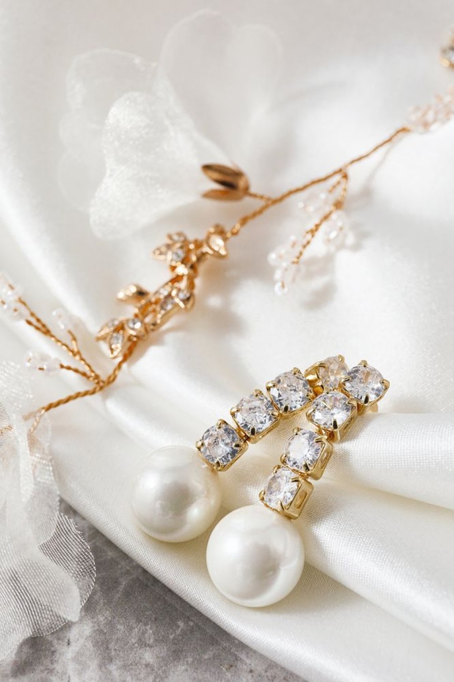 Homrain Crystal Pearl Earrings | Bridal Accessories