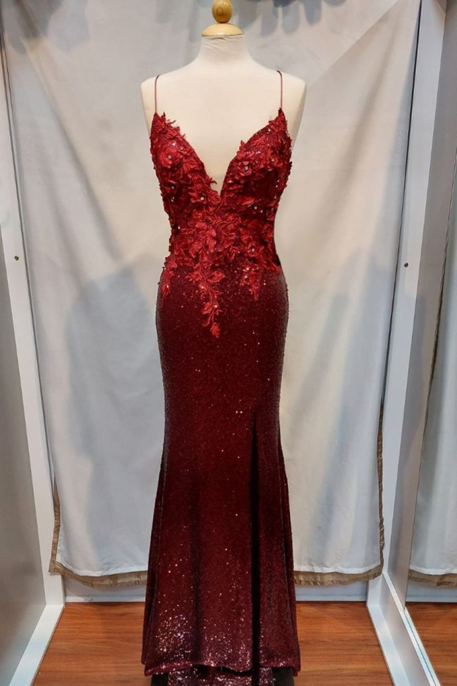 Homrain Spaghetti Straps Sheath Sequins Prom Dress With Appliques | Red Prom Dresses