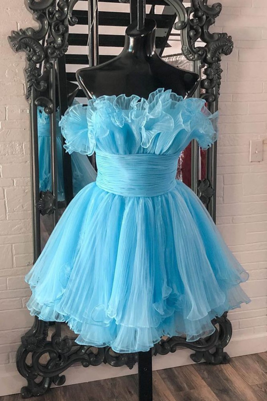 Homrain A-Line Strapless Ruffled Short Homecoming Dress | Blue Hoco Dresses