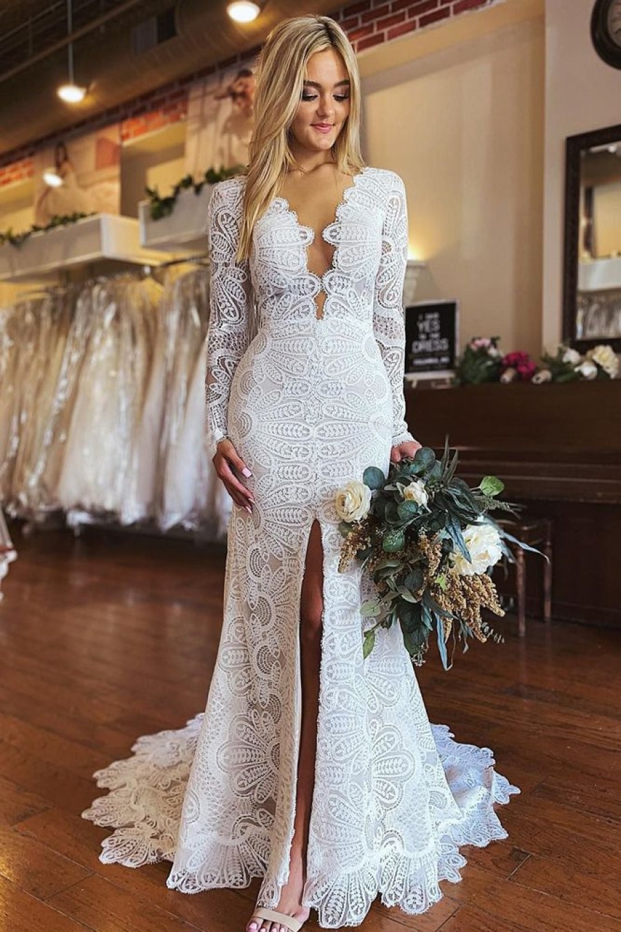 Homrain Mermaid Boho Long Lace Wedding Dress With Sleeves | Beach Wedding Dresses