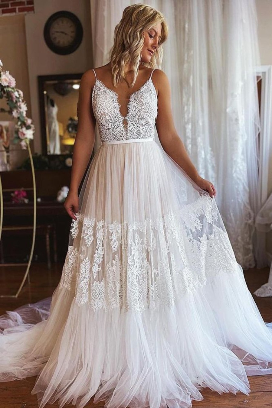 Homrain Boho A-Line Long Tulle Wedding Dress With Lace | Lace Wedding Dresses