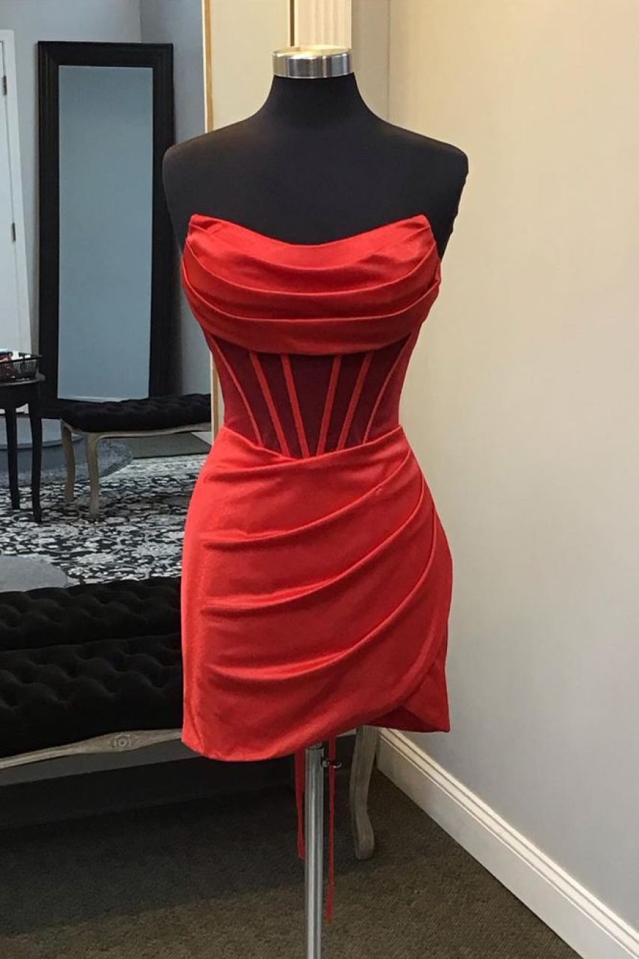 Homrain Corset Asymmetrical Tight Short Homecoming Dress | Red Hoco Dresses