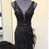 Homrain Sparkly Sequin V-Neck Backless Tight Short Homecoming Dress With Feathers | Black Hoco Dresses