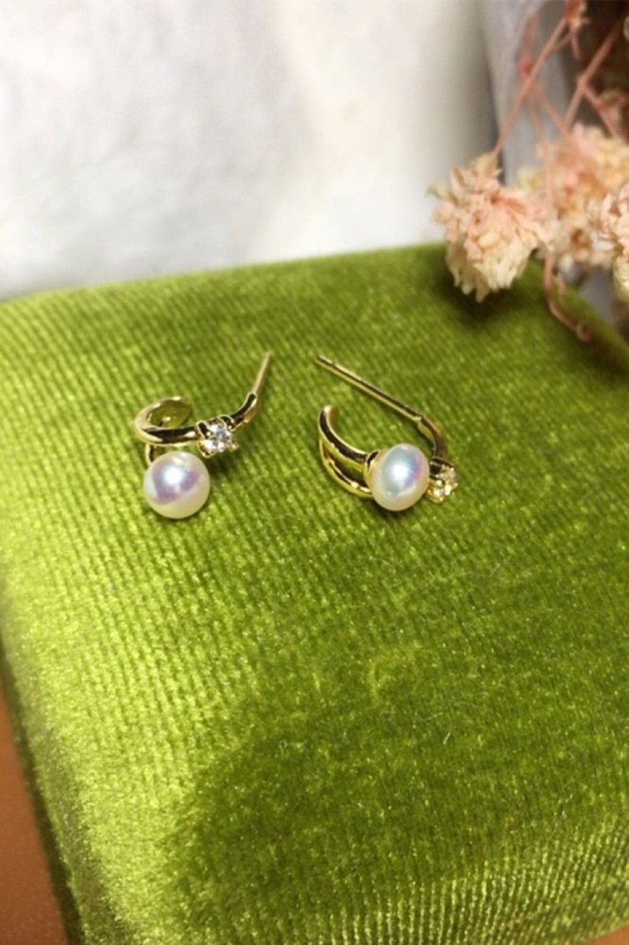 Homrain Vintage Natural Pearl Stud Earrings | Bridal Accessories