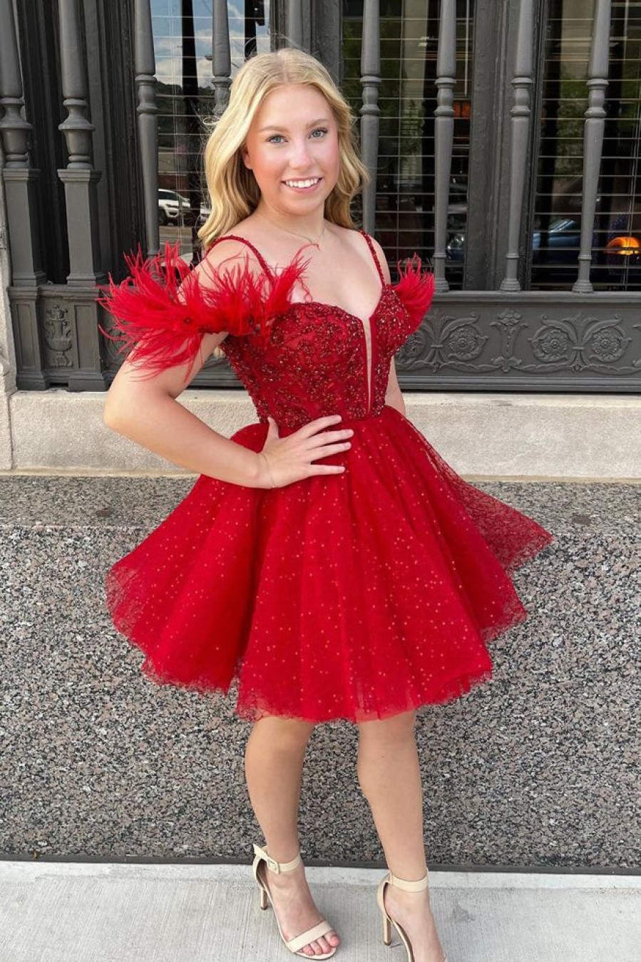 Homrain Sparkly Corset A-Line Short Homecoming Dress With Feathers | Red Hoco Dresses