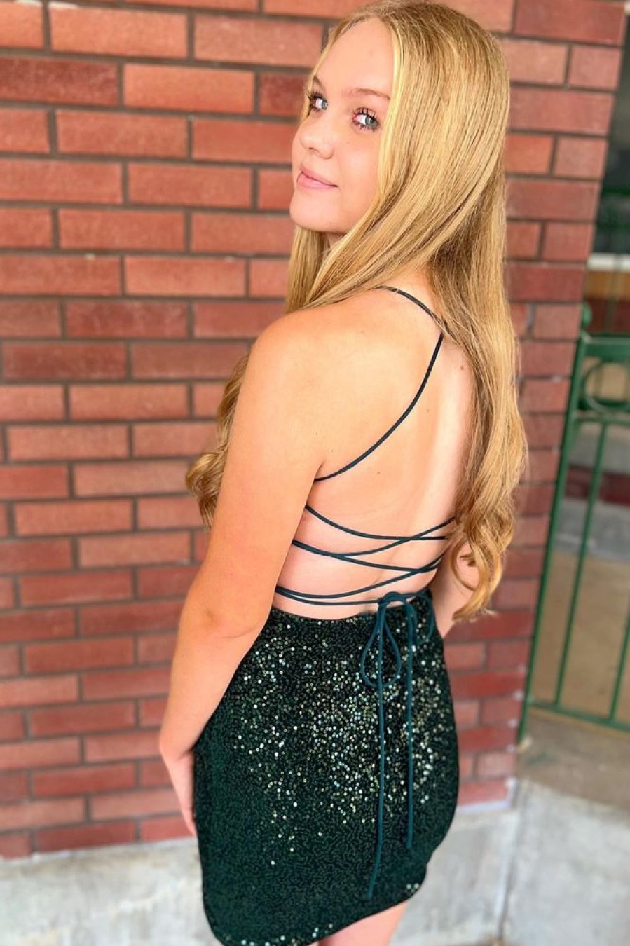 Homrain Sparkly Sequined Tight Short Homecoming Dress With Slit | Green Hoco Dresses