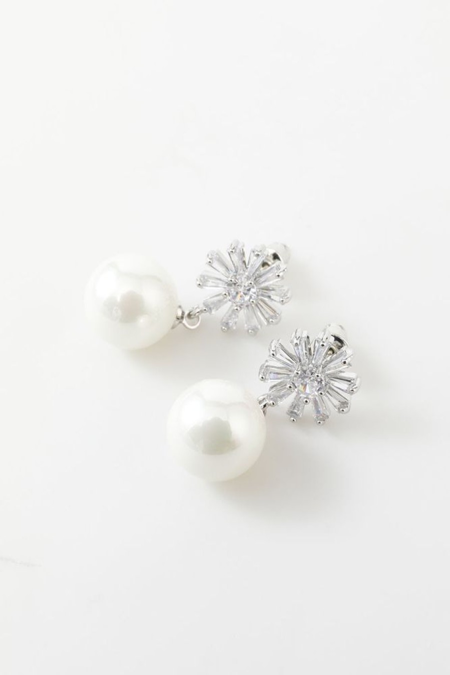 Homrain Flowers Pearl Earrings | Bridal Accessories