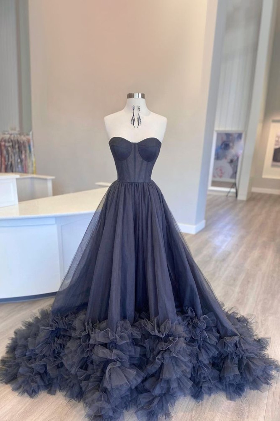 Homrain Corset Sweetheart Long Prom Dress With Ruffles | Black Prom Dresses