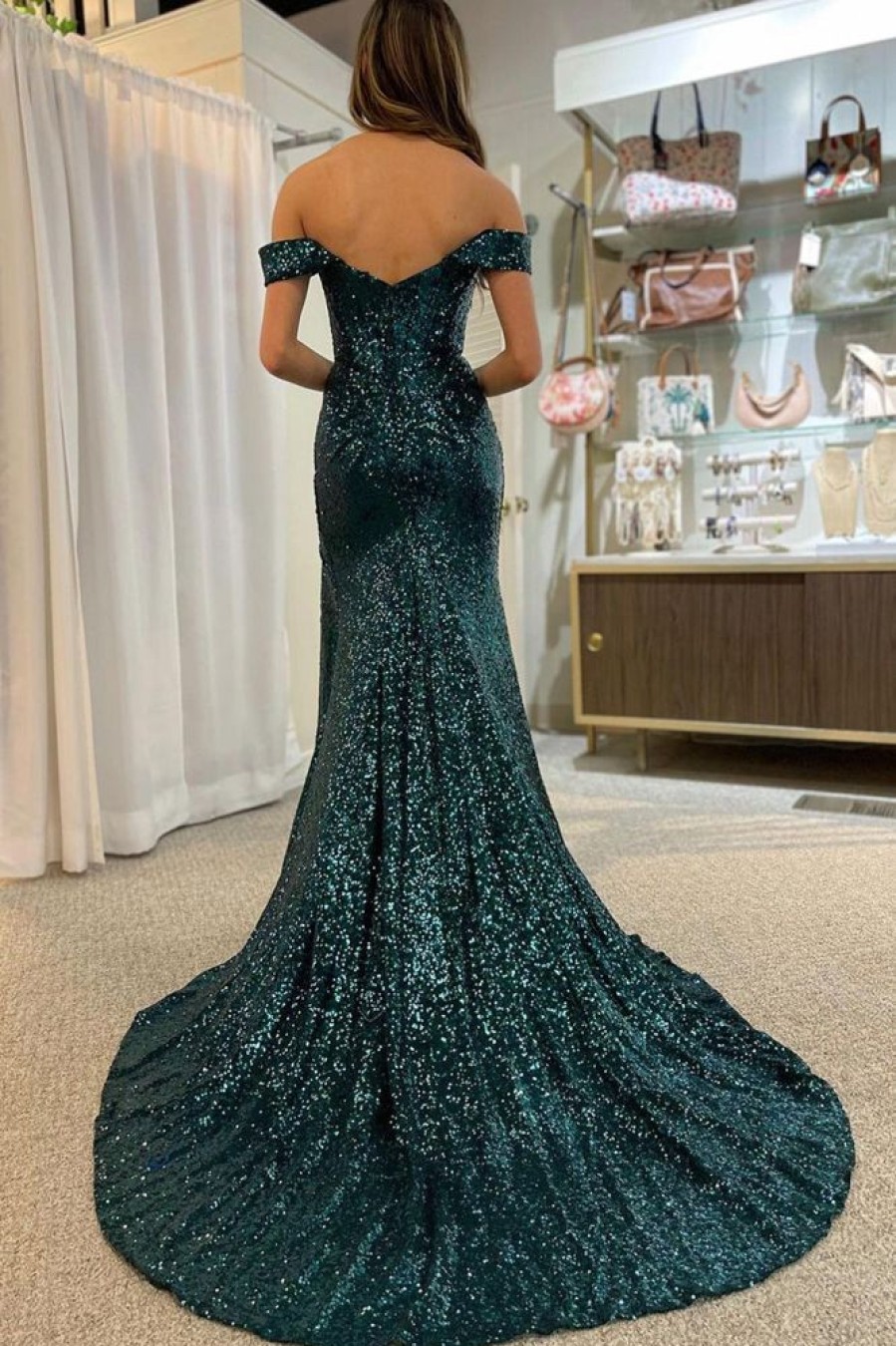 Homrain Off Shoulder Mermaid Prom Dress With Slit | Green Prom Dresses