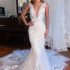 Homrain V-Neck Mermaid Long Lace Wedding Dress | Lace Wedding Dresses