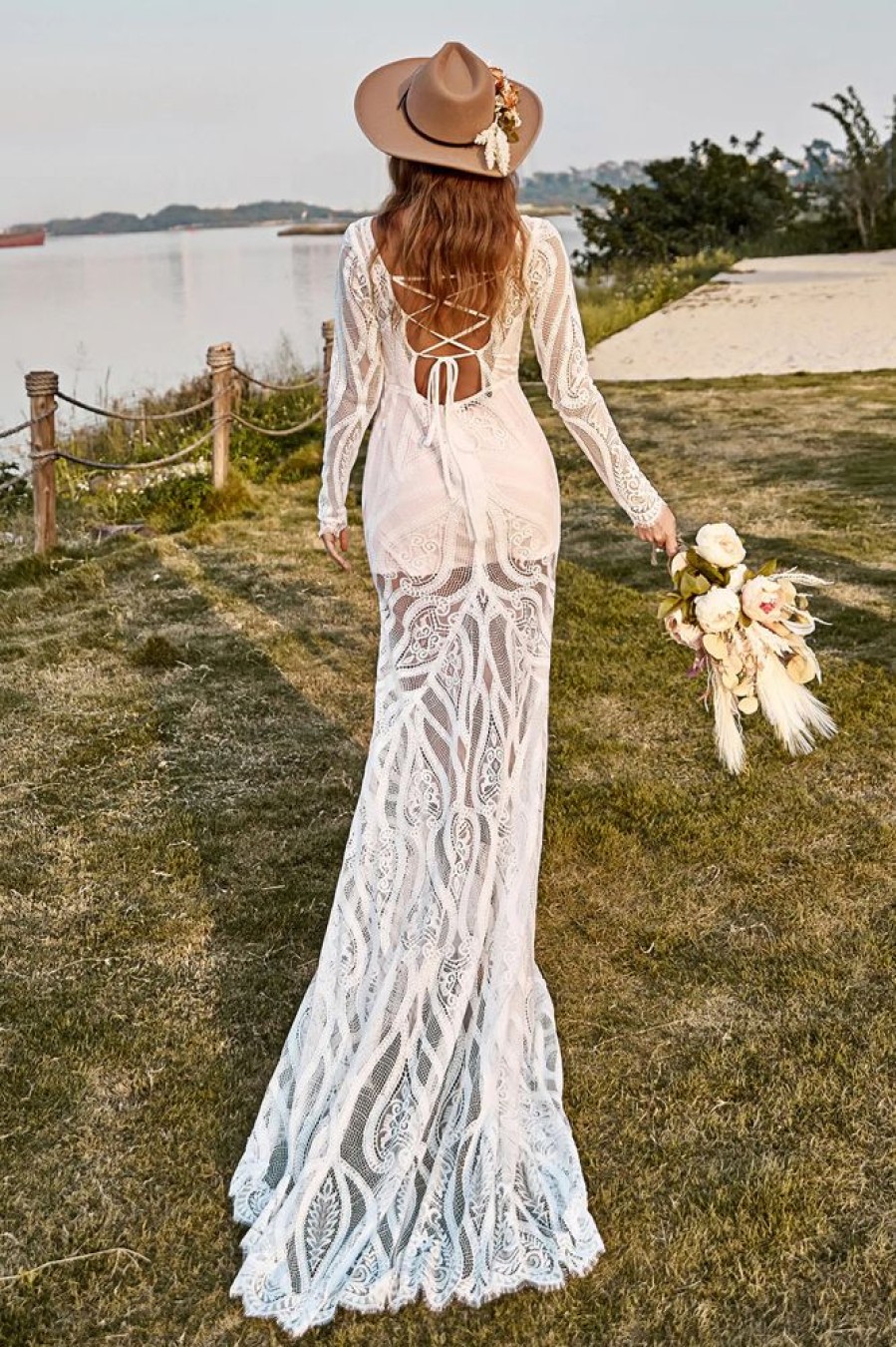 Homrain Mermaid Long Sleeves Lace Boho Wedding Dress With Sweep Train | Beach Wedding Dresses